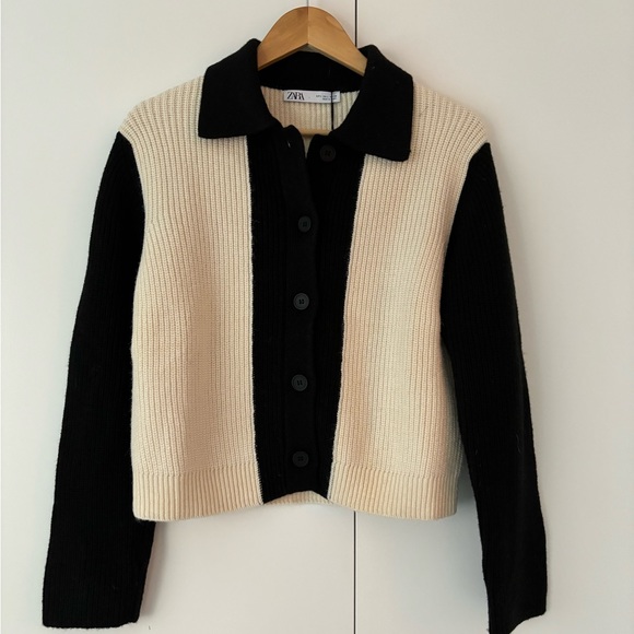 Zara Sweaters - Zara Black and White Sweater